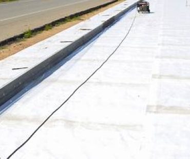 PHOTO #6 GEOTEXTILE WITH WHITE COATING